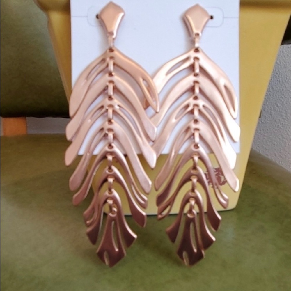 Kendra Scott Lotus Earrings